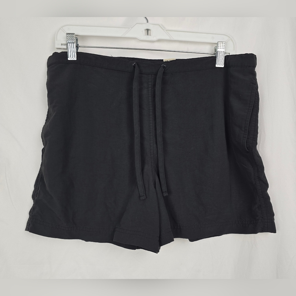 L.L. Bean Supplex Nylon Black Swim Shorts Women's sz M